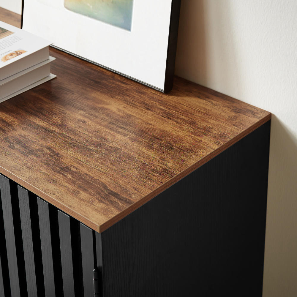 Cabinet With Flat Noodles Grating Stripe Door